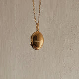 Locket ~ Darling / Oval