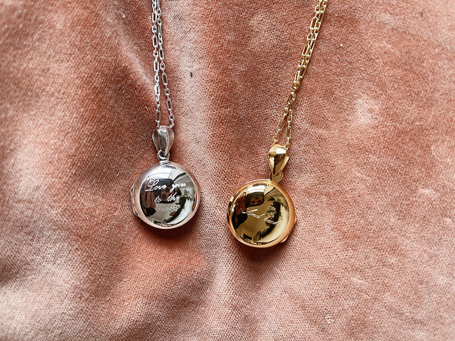 Locket ~ Love You To The Moon And Back / Round