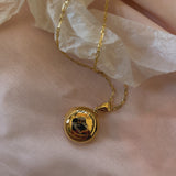 Locket ~ I Am There / Round