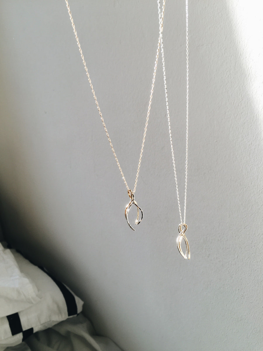 Mixed Metals Wishbone Chain