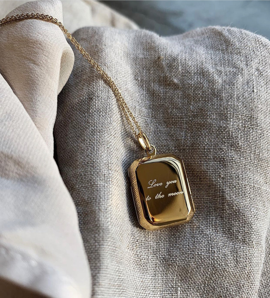 Locket ~ Love You To The Moon And Back / Rectangular