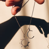 Lune et Soleil Chain (moon and sun)