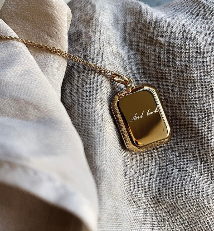 Locket ~ Love You To The Moon And Back / Rectangular